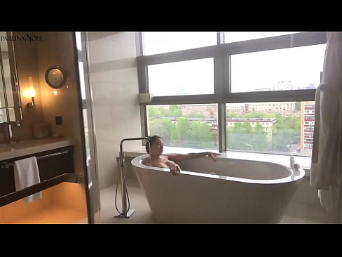 ❤️ Сјајна беба Страствено дрка своју мацу у купатилу ❌ Јебени видео код нас ❌❤